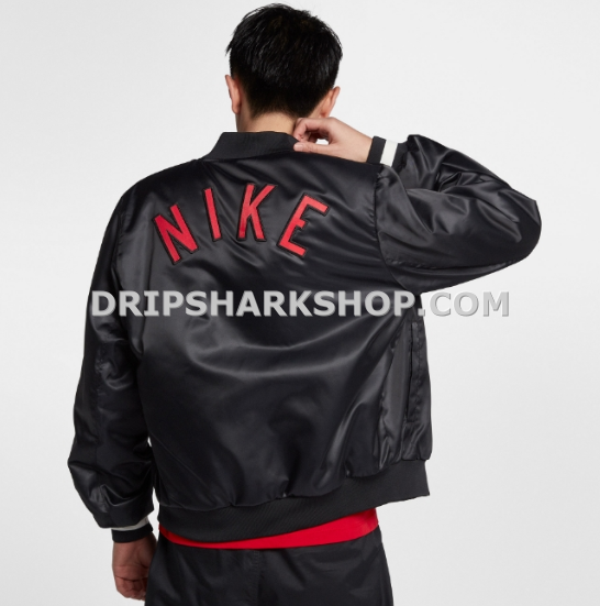 NIKE JACKET - Negro