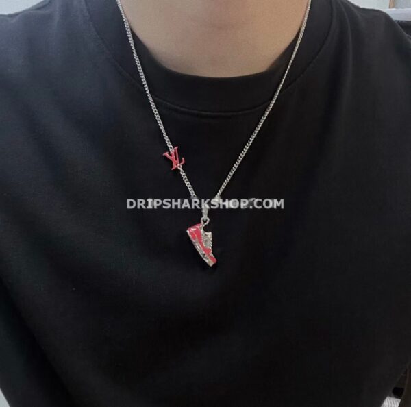 Necklace LOUIS VUITTON