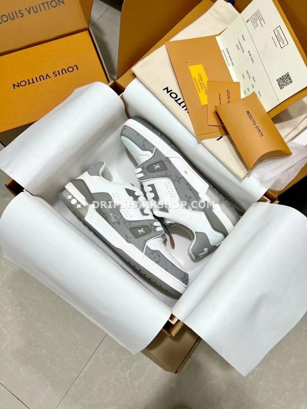 d3b914e9 Sneaker LV Trainer 2025