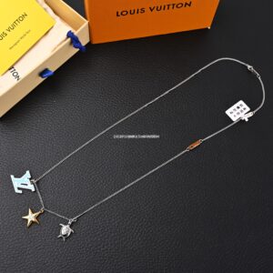 Necklace LOUIS VUITTON