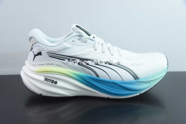 PUMA Magnify Nitro 3