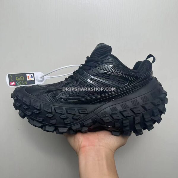 BALENCIAGA - Negro