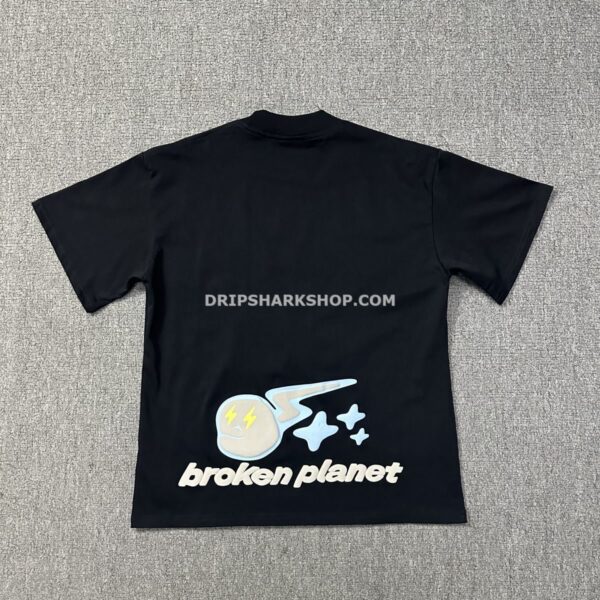 Camiseta BROKEN PLANET - Negro
