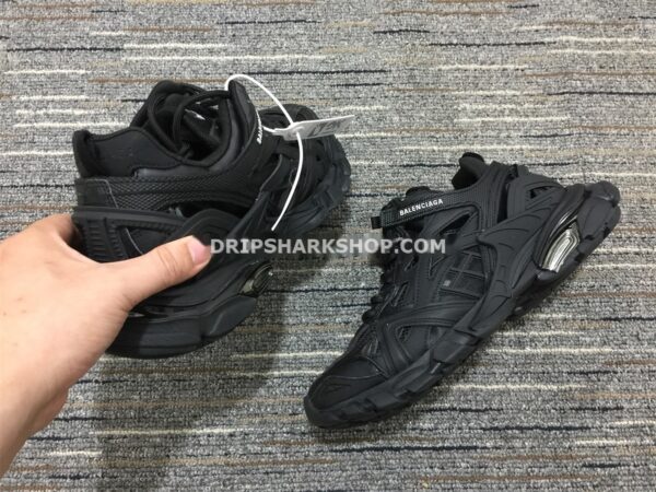 eb80039e Balenciaga Triple S