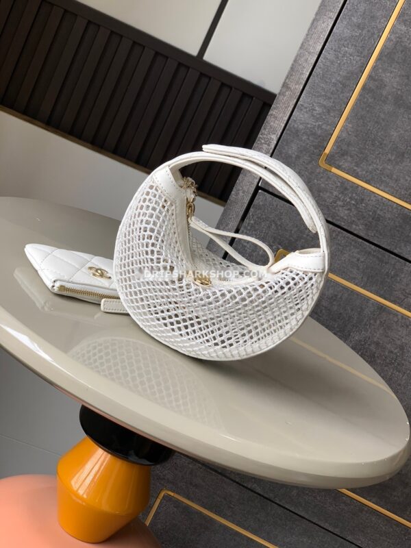 f842c8d9 Bolso CHANEL