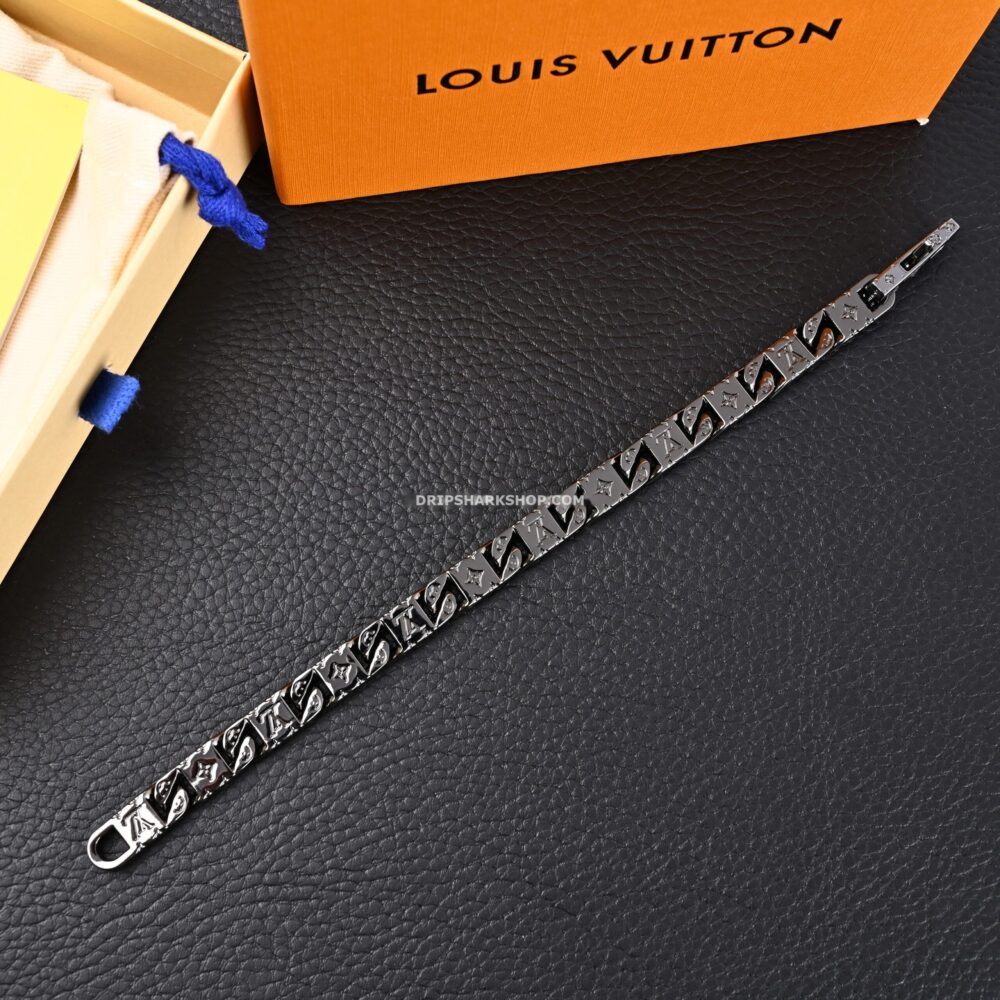 fb6ecaa3-scaled-1 Bracelet LOUIS VUITTON