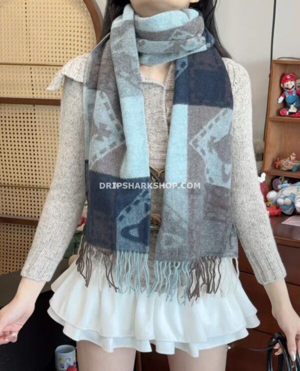 fed0ec71 Bufanda VIVIENNE WESTWOOD