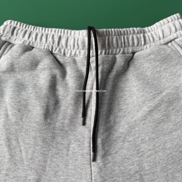 099004fb-scaled-1 Pantalones cortos Mertra