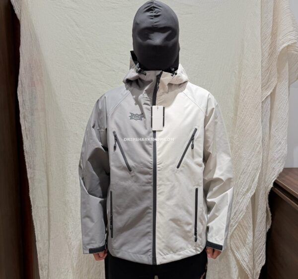 Sudadera Mertra blanco y gris