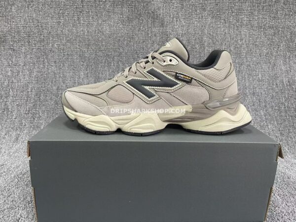 Zapatillas New Balance 9060 Beige