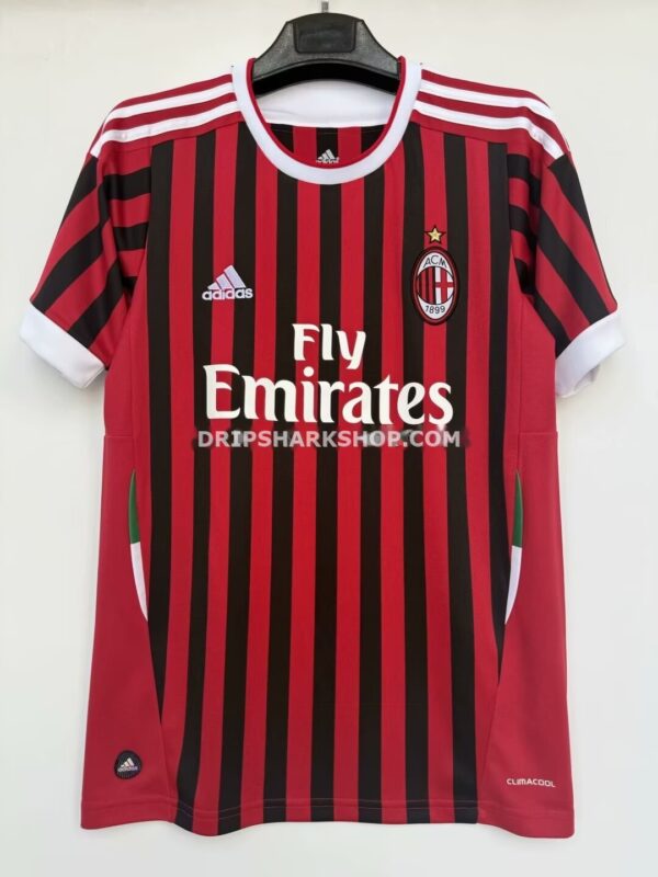 Camiseta local Adidas AC Milan 2011-2012