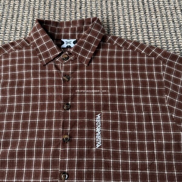 Camiseta marrón a cuadros Mertra