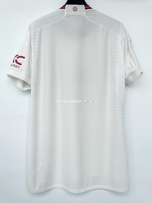 24d1f63d Camiseta Manchester United tercera equipación 23/24