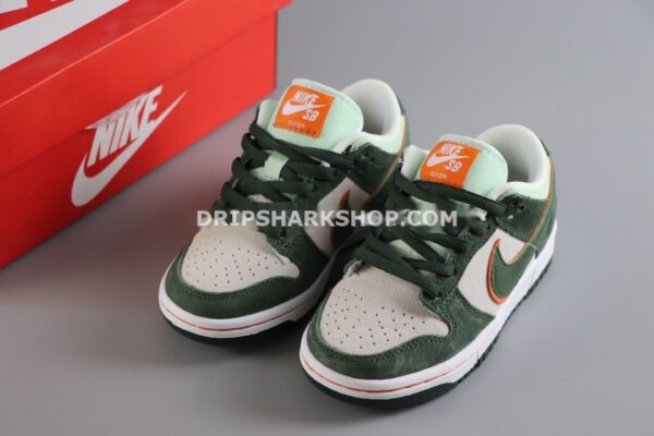 30f41963 Zapatillas Nike SB Dunk Low