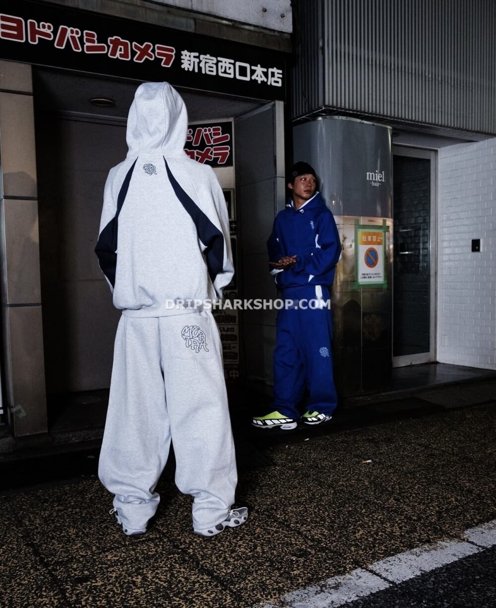 Chándal Mertra gris