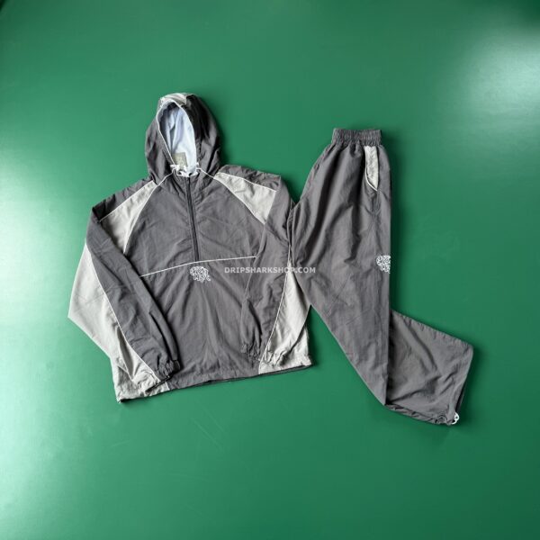 Chándal Mertra gris