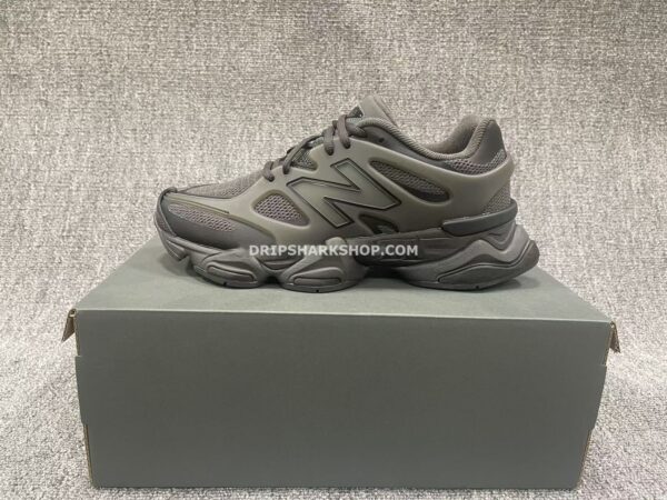 a01e7d00 Zapatillas New Balance 9060 X Dark Grey