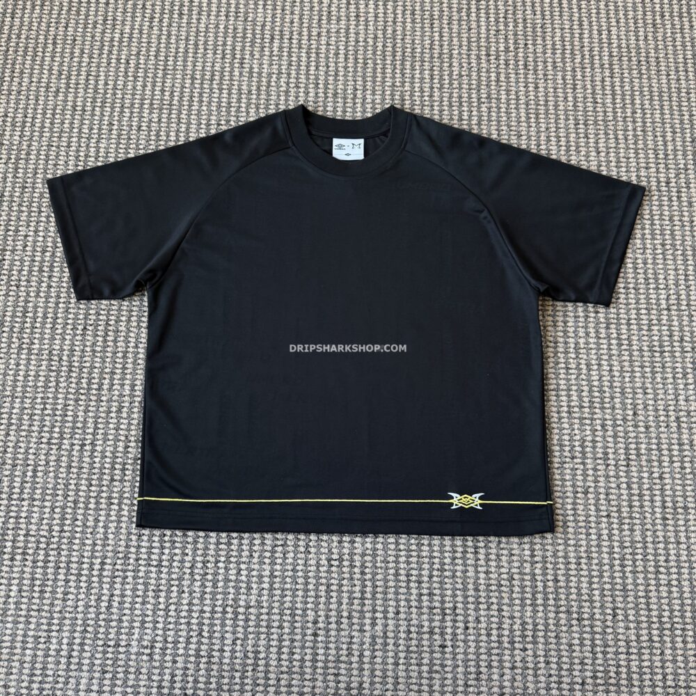 b41b494b-scaled-1 Camiseta Mertra negra