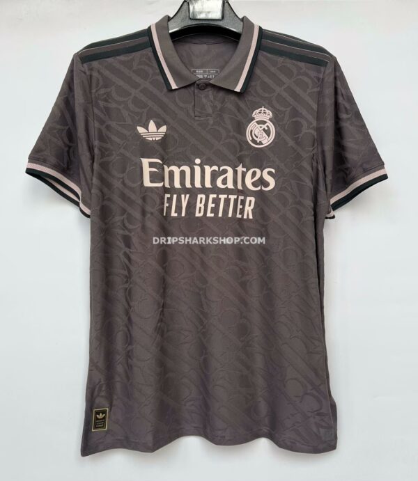 bb571880 Camiseta Real Madrid tercera equipación 24/25