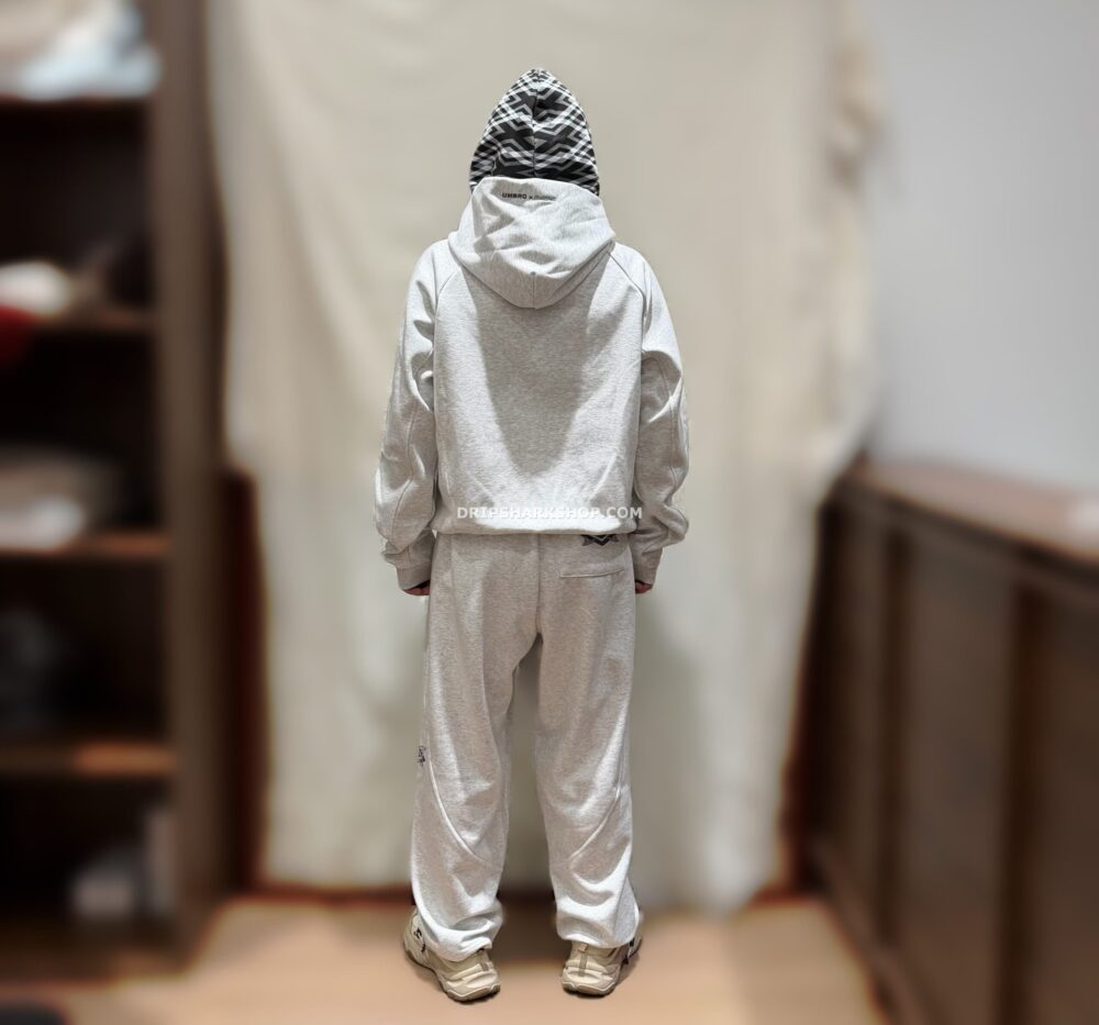 Chándal Mertra gris