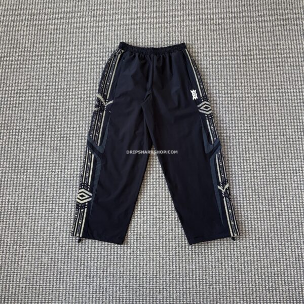 Pantalones Mertra negro