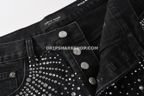 bf061b0f Vaqueros cortos Purple Brand