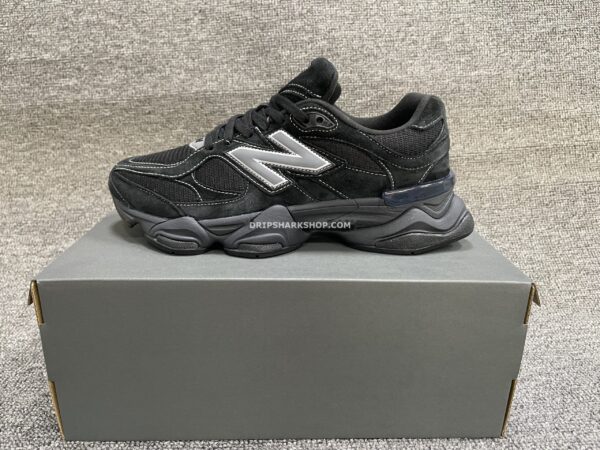 Zapatillas New Balance 9060 Triple Black