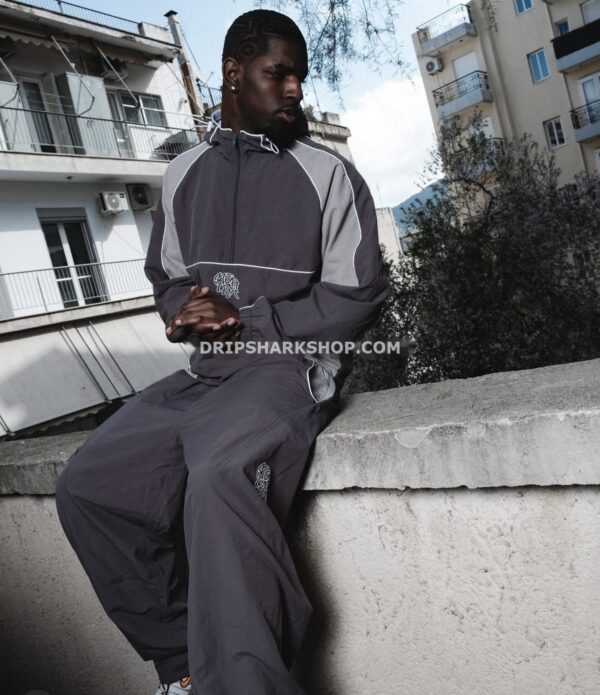 Chándal Mertra gris