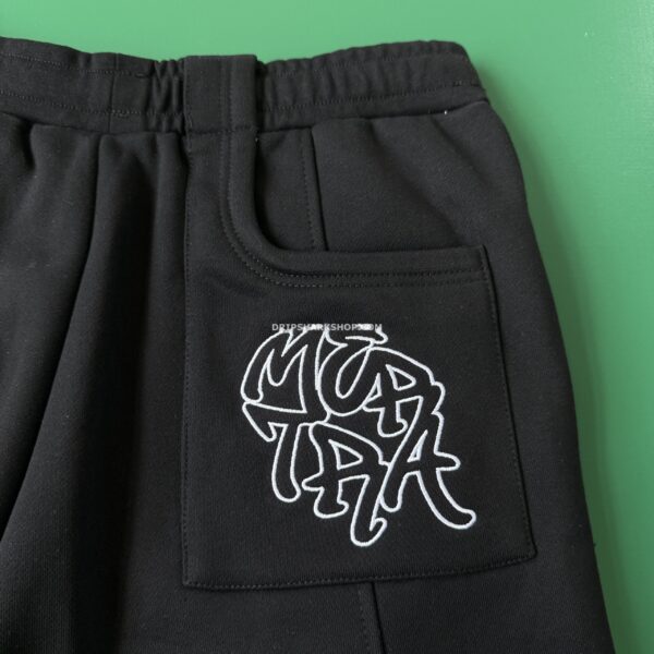 fe3678c8-scaled-1 Pantalones cortos Mertra