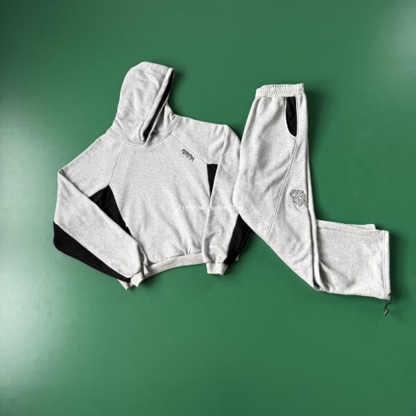 Chándal Mertra gris