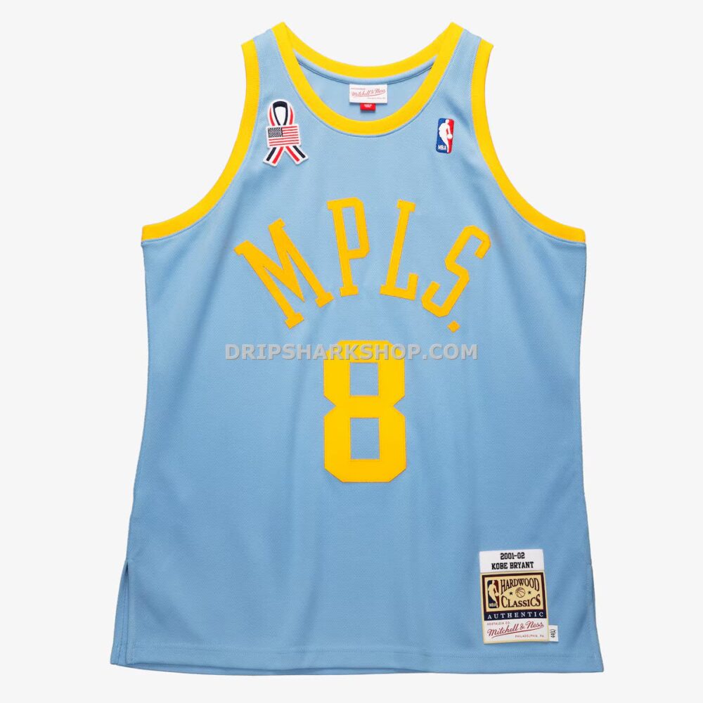 Mens Mitchell And Ness Kobe Bryant Powder Blue Los Angeles Lakers 2001 02 Hardwood Classics Authentic Player Jersey