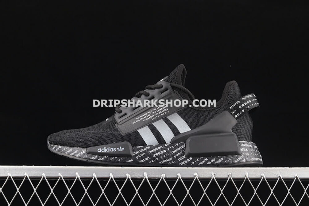 Adidas R1 Boost V2 Black Black Black - Negro