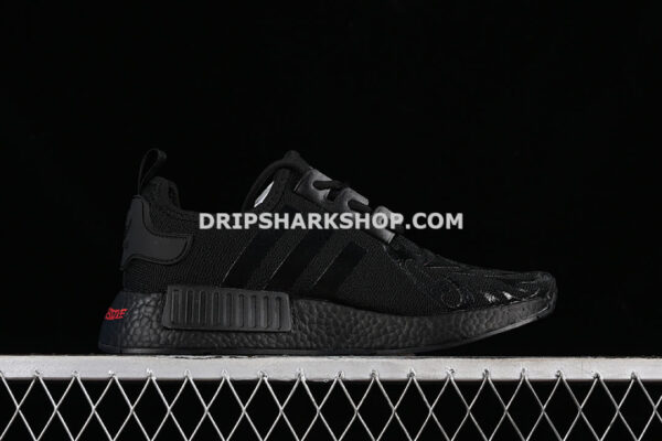 Adidas Star Wars X Nanzuka X NMD R1 Darth Vader Core Black Core Black Bold Pink - Negro