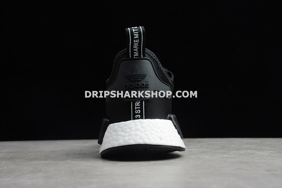 Adidas NMD R1 Shoes Core Black Cloud White - Imagen 10