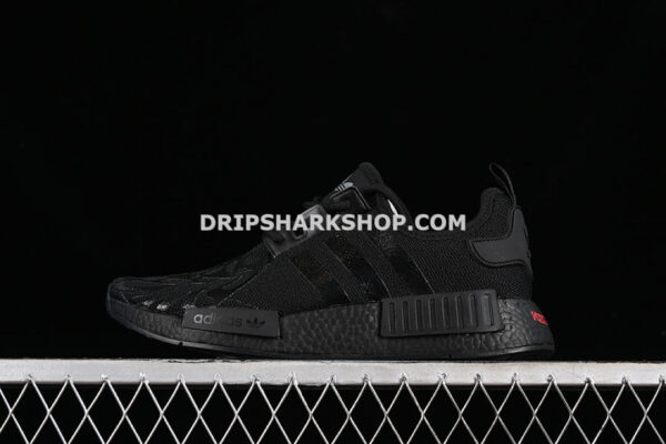 Adidas Star Wars X Nanzuka X NMD R1 Darth Vader Core Black Core Black Bold Pink - Negro