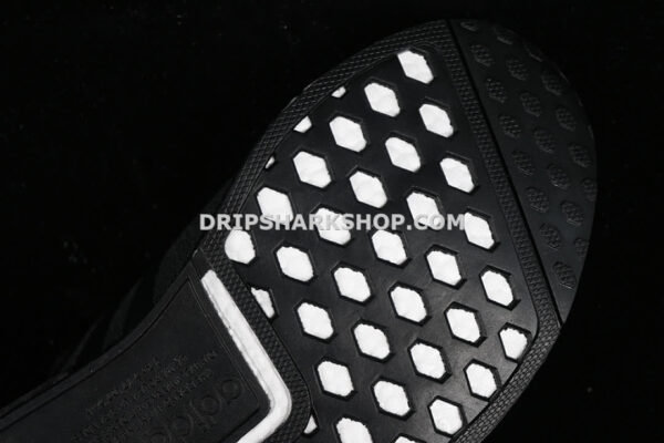 Adidas Star Wars X Nanzuka X NMD R1 Darth Vader Core Black Core Black Bold Pink - Negro