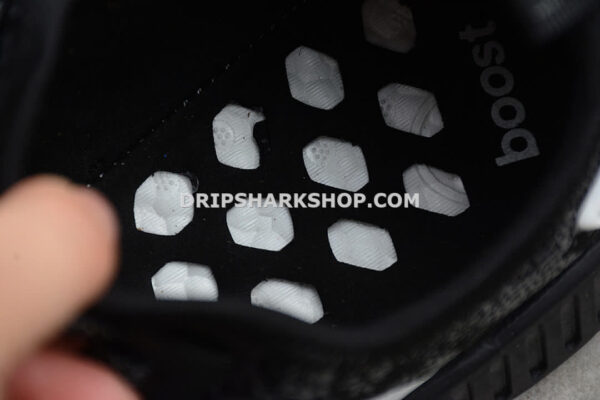 Adidas Atmos X NMD R1 G Snk Marathon Core Black Footwear White Footwear White - Negro