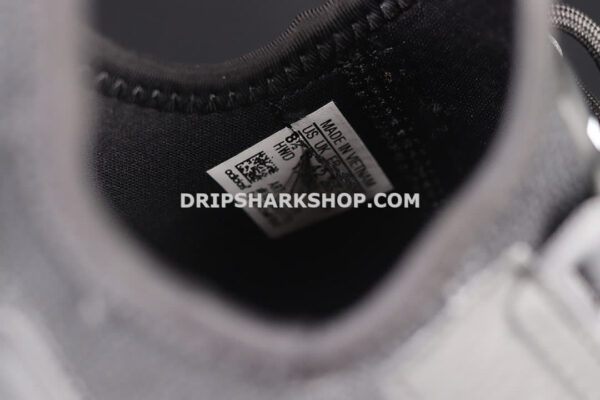 Adidas R1 Boost V2 Black Black Black - Negro