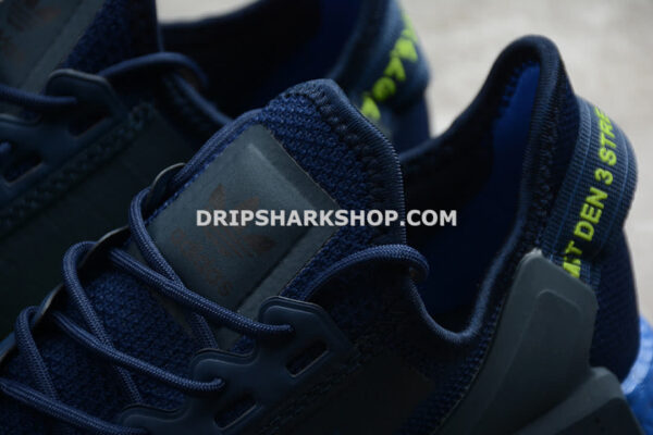 Adidas NMD R1 V2 Shoes Collegiate Navy Collegiate Navy Signal Green