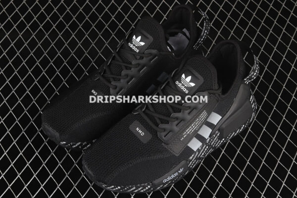 Adidas R1 Boost V2 Black Black Black - Negro