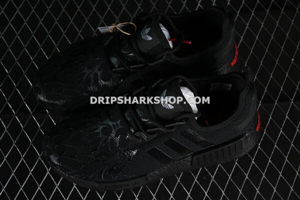 Adidas Star Wars X Nanzuka X NMD R1 Darth Vader Core Black Core Black Bold Pink - Negro
