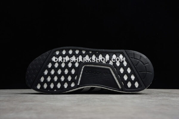 Adidas Atmos X NMD R1 G Snk Marathon Core Black Footwear White Footwear White - Negro