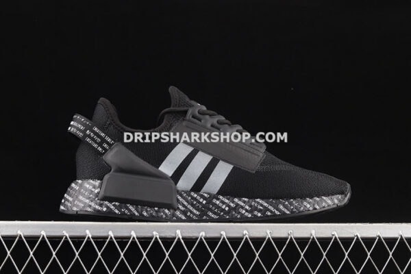 Adidas R1 Boost V2 Black Black Black - Negro