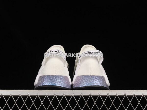 Adidas NMD R1 V2 White Speckled Core Black Supplier Colour Cloud White