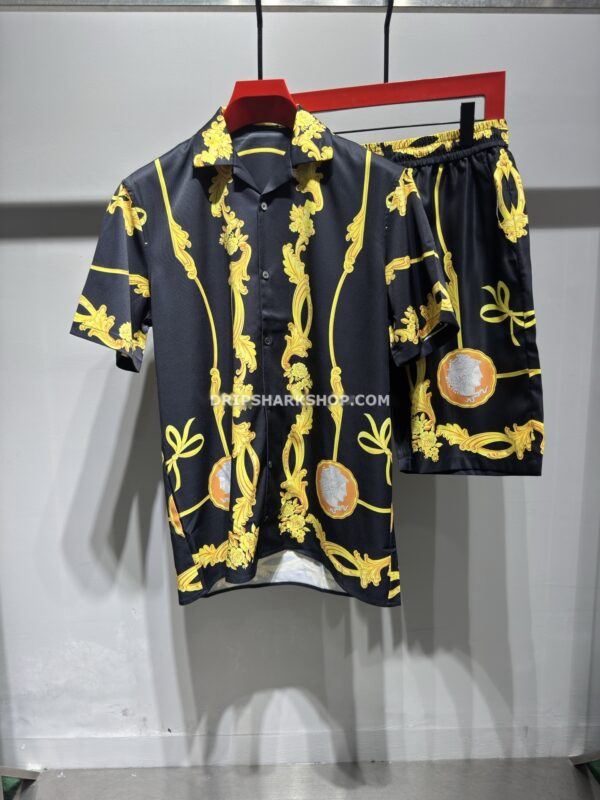 Conjunto corto Versace