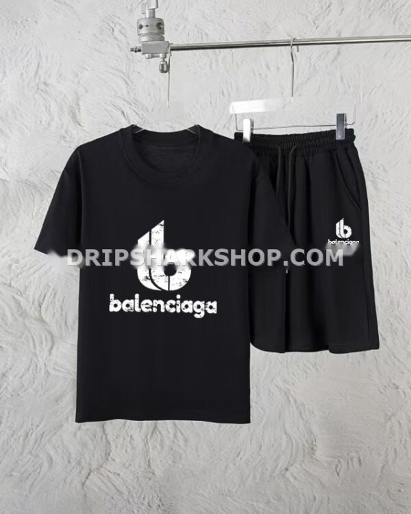 2a6567db Conjunto corto Balenciaga