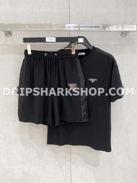 Conjunto corto Pradaa