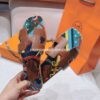 Sandalias Hermes - Oran Marrón con estampado
