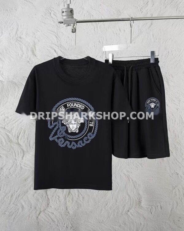 Conjunto corto Versace