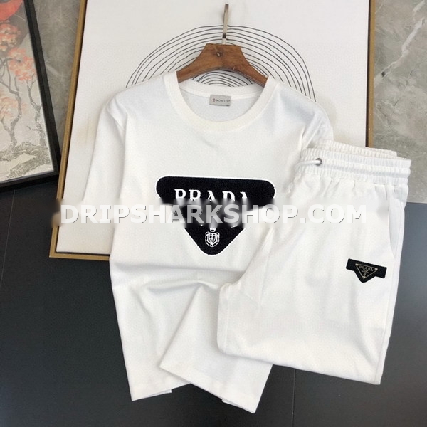 Conjunto corto Pradaa